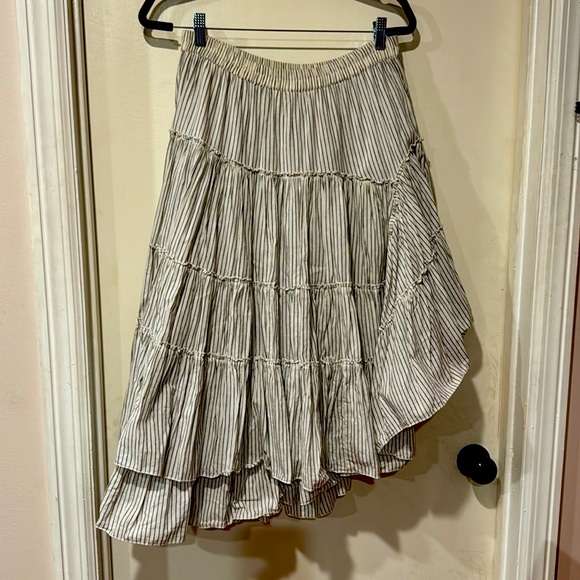 Nadir Positano black-and-white stripe asymmetric hem skirt. - Picture 1 of 5